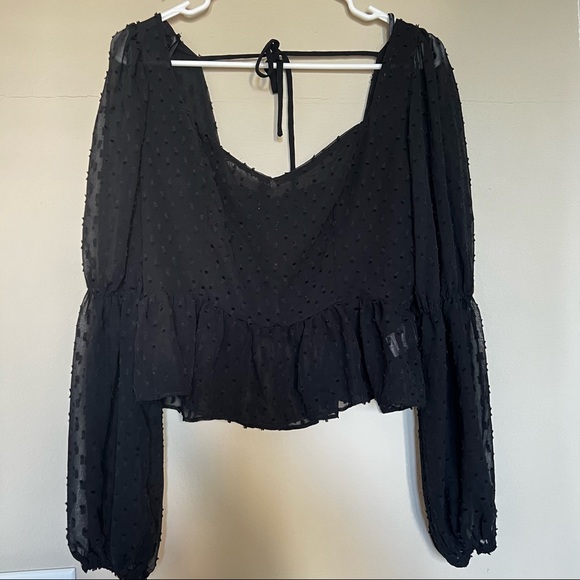 Forever 21 Tops - Flowy Polka Dot Blouse